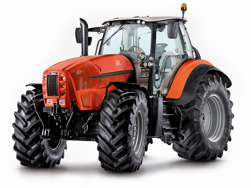 Addetti alla conduzione di trattori agricoli e forestali a ruote